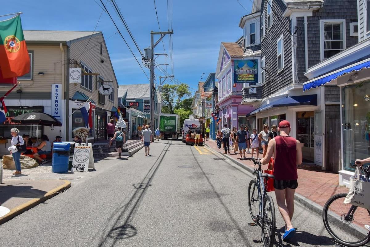 Center Of Town Steps Away Private Deck Lejlighed Provincetown Eksteriør billede