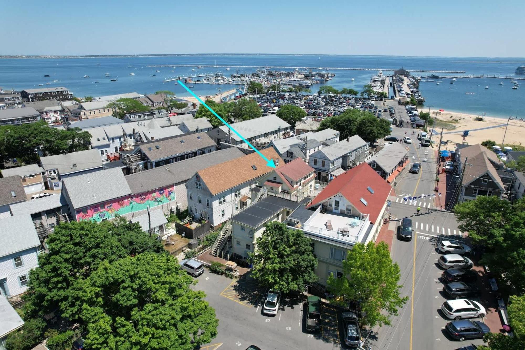 Center Of Town Steps Away Private Deck Lejlighed Provincetown Eksteriør billede